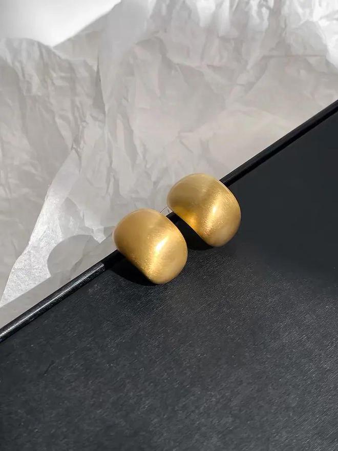 贵耳环惊艳住了谁戴都好看！开元棋牌被这10对中古富(图19)